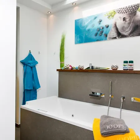 Apartment Penthouse 27 & Spa Mathilde *